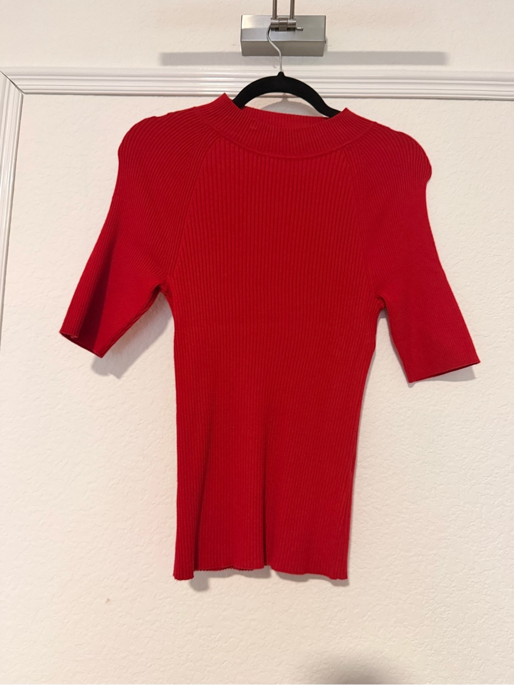 Banana Republic Red Ribbed Short-Sleeve Knit Top